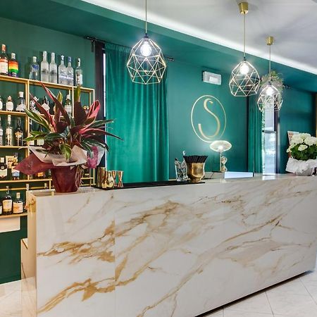 Hotel Sorriso Rimini Buitenkant foto